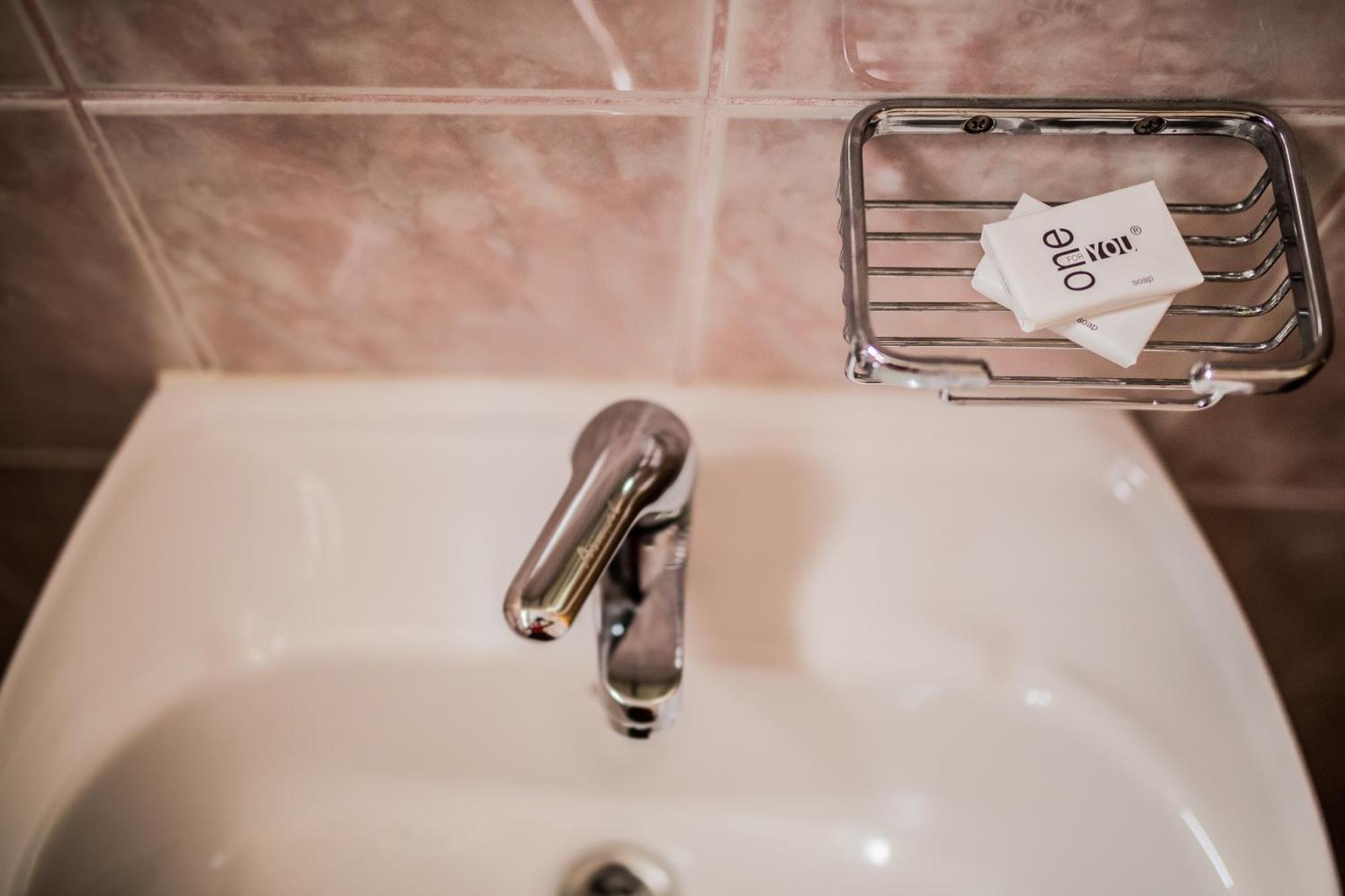 Hotel Carlstadt Karlovac Ngoại thất bức ảnh