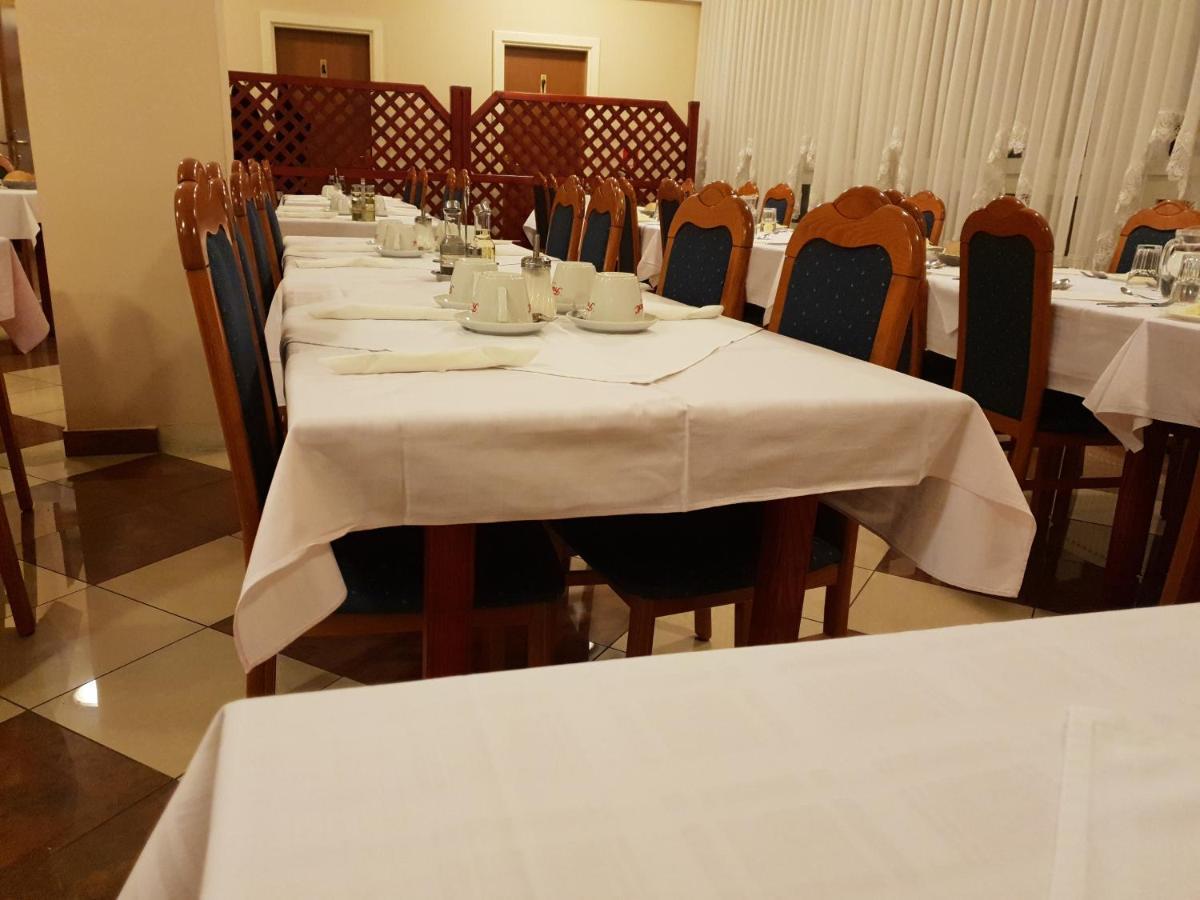 Hotel Carlstadt Karlovac Ngoại thất bức ảnh