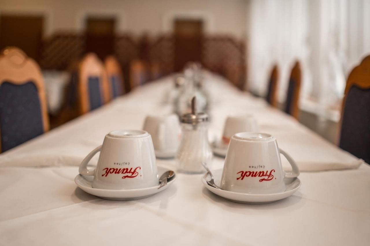 Hotel Carlstadt Karlovac Ngoại thất bức ảnh