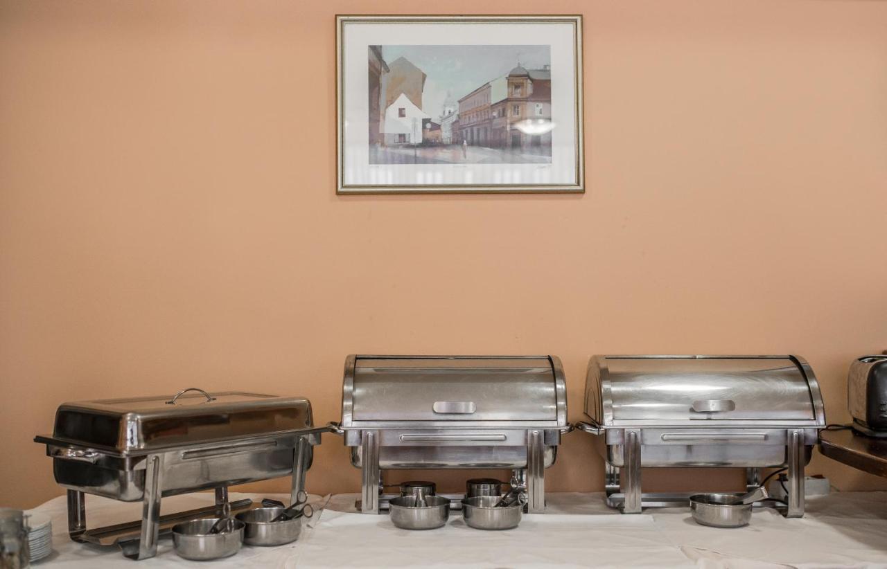 Hotel Carlstadt Karlovac Ngoại thất bức ảnh