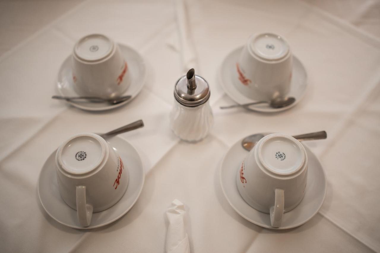 Hotel Carlstadt Karlovac Ngoại thất bức ảnh